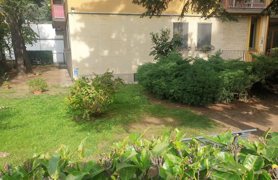 Maffucci 24 BILOCALE MOLTO SPAZIOSO E MODERNO-1