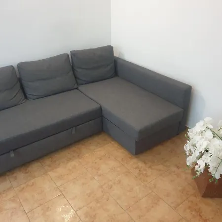 Maffucci 24 BILOCALE MOLTO SPAZIOSO E MODERNO-2